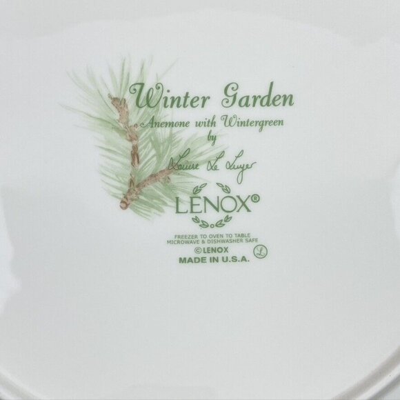 Lenox Holiday Winter Garden Anemone and Wintergreen Dinner Plate 11.25" White - Picture 6 of 10